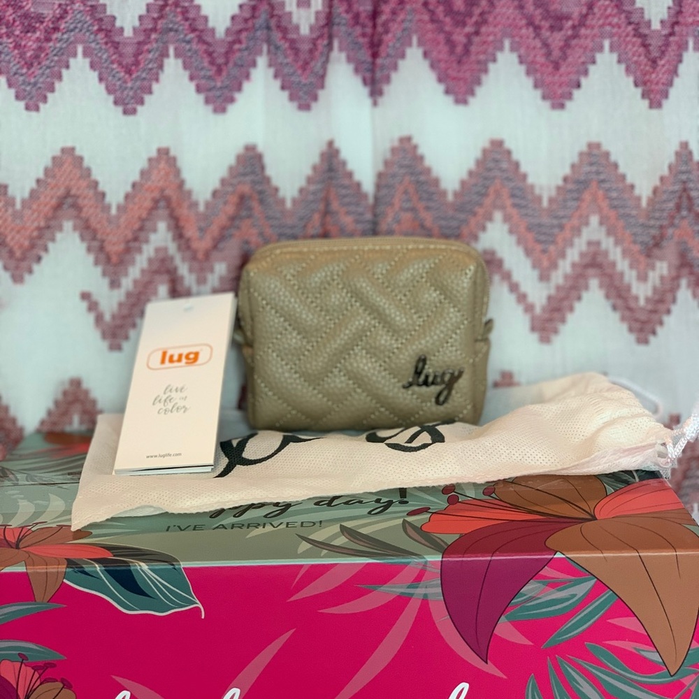 LUG MINI CHOO CHOO  NWT